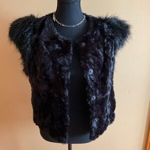Skaist Taylor Black Faux Fur Vest Size M
